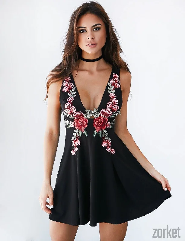 A-Line Dress With Deep V-Neck And Flowers Embroidery Popular unclassified dresses