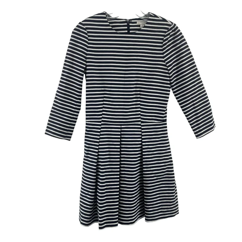 Gap Womens Size 0 Navy White Striped Pleated Fit & Flare Dress Preowned Wrap unclassified dresses