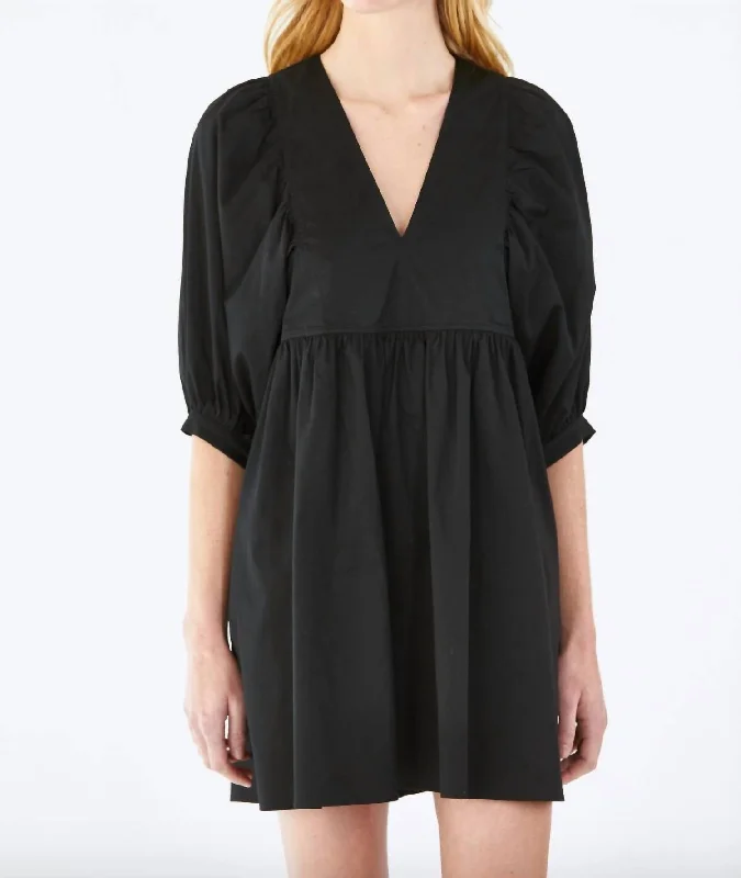 Maya Dress in Black Best-selling unclassified dresses