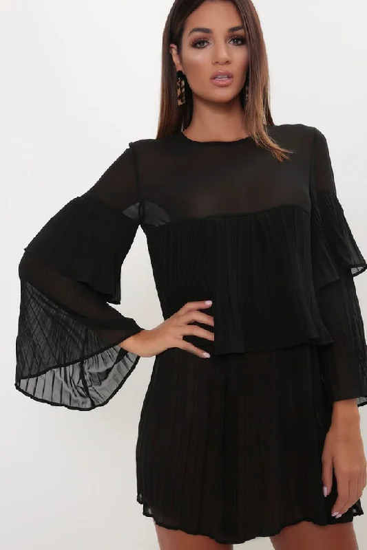 Black Pleated Smock Dress Discounted unclassified dresses