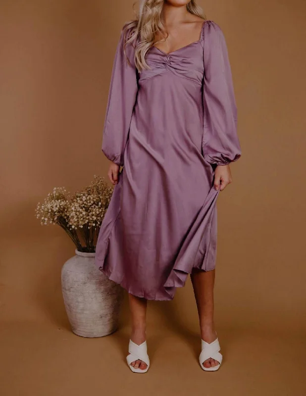 Satin Dress in Mauve Comfortable unclassified dresses